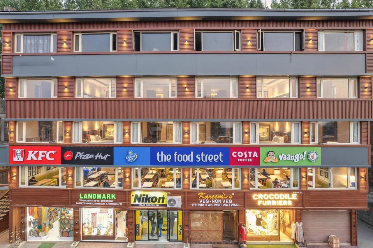 Hotel 11 Boulevard Srinagar  Exterior photo